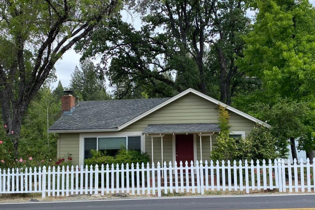 Vans Yosemite Garden Cottage Гровленд Екстер'єр фото